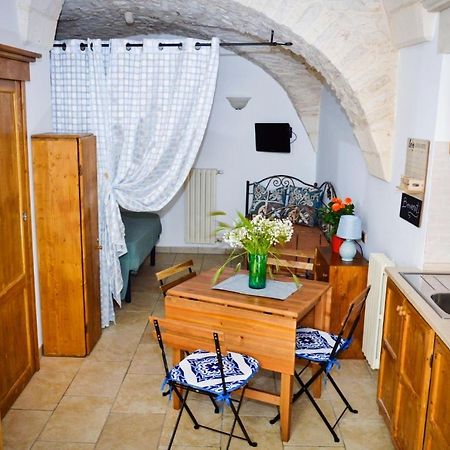 Villa 2D La Bellezza Del Centro Storico A 2 Passi Martina Franca Exterior foto